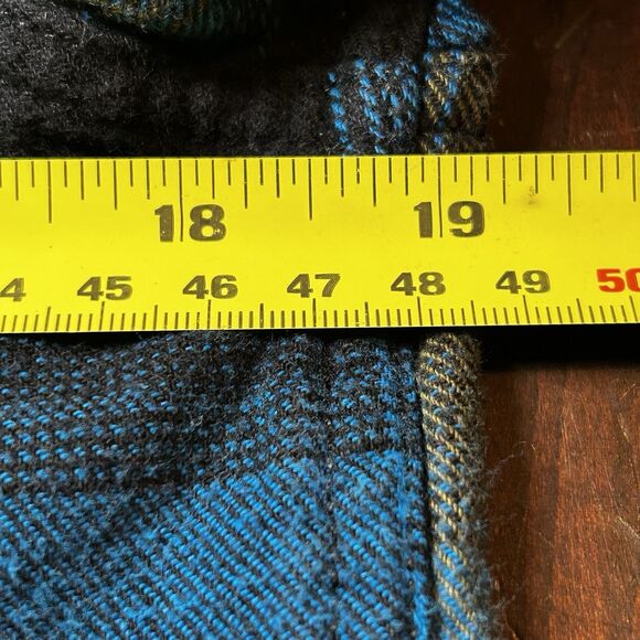 Legendary Whitetails Cotton Flannel Long Sleeve Men’s Size Small - Picture 5 of 5